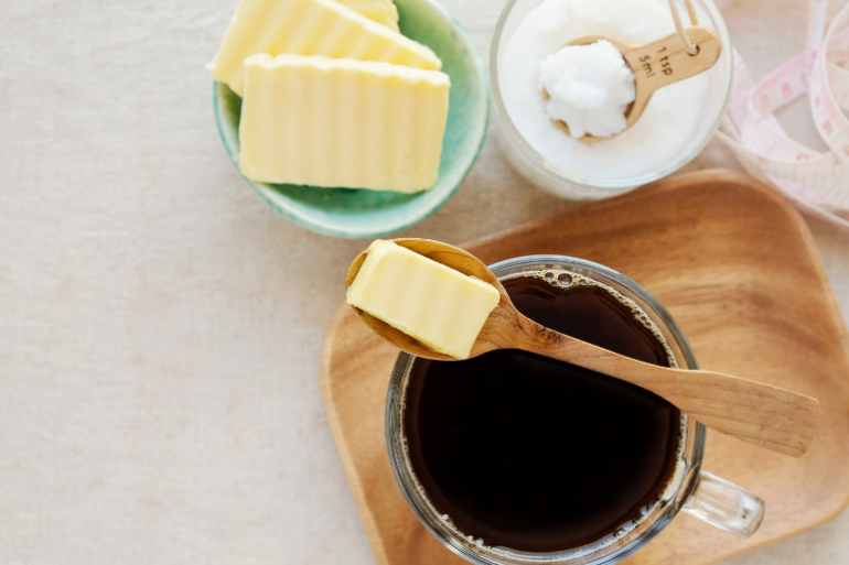Discover the best foods with medium-chain triglycerides to boost performance naturally. Learn about the best sources of MCTs and how to add them to your diet.